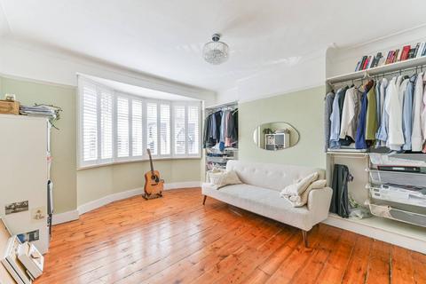 18 Waddon Park Avenue, Croydon, CR0 4LU