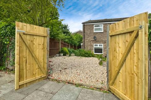 12 Lingey Close, Sidcup, DA15 8EG