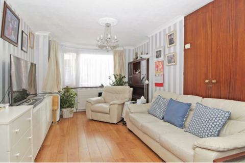 5 bedroom semi-detached house for sale, Cowper Close, Welling DA16