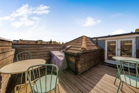 3 bedroom end of terrace house for sale, Webbs Road, Battersea