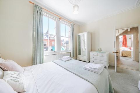 3 bedroom end of terrace house for sale, Webbs Road, Battersea