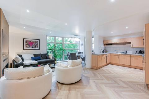 2 bedroom flat for sale, Consort Rise House, Pimlico, London, SW1W