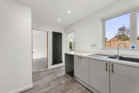 9 Belton Grove, Grantham, NG31 9HH