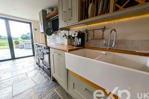 2, Knoxbridge Cottages Cranbrook Road, Frittenden, Cranbrook, TN17 2BX