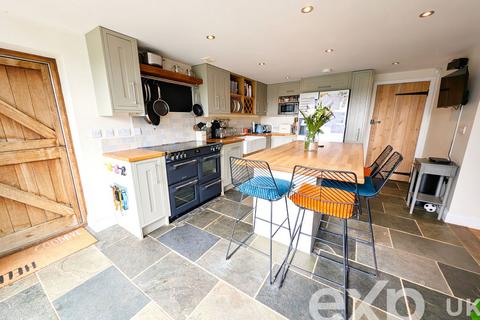 2, Knoxbridge Cottages Cranbrook Road, Frittenden, Cranbrook, TN17 2BX