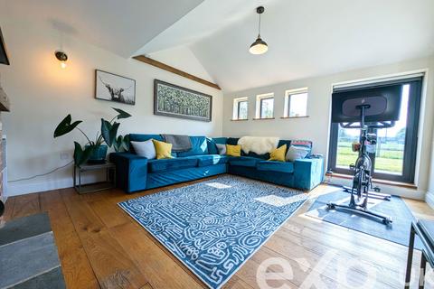 2, Knoxbridge Cottages Cranbrook Road, Frittenden, Cranbrook, TN17 2BX
