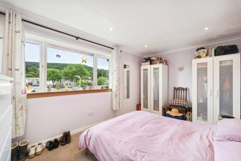 12 Broom Road, Rosneath, Helensburgh, G84 0RY