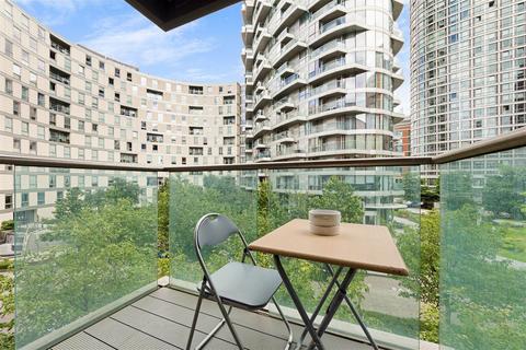 Flat 206, Michigan Building, 2 Biscayne Avenue, London, E14 9QT