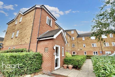 8 Dunlop Close, Dartford, DA1 5LU