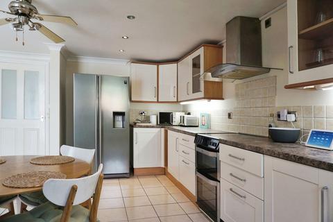 3 Parsonage Close, Burwell, Cambridge, CB25 0ER