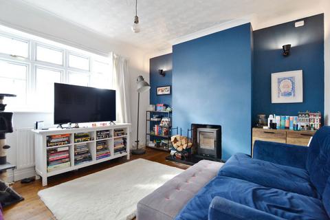 6 Armscroft Crescent, Gloucester, GL2 0SU