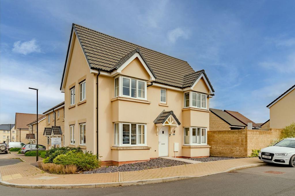 Walker Road, Gloucester GL3 3 bed detached house for sale £340,000