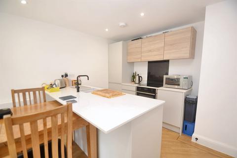 2 bedroom flat for sale, Lower Parkstone, Poole