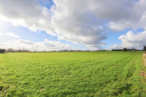 undefined, New Road, Chippenham SN15
