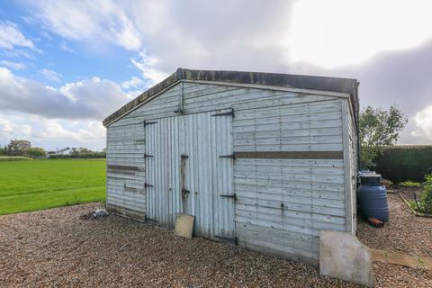 undefined, New Road, Chippenham SN15