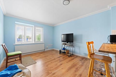 2 bedroom flat for sale, Epsom Road, Sutton SM3