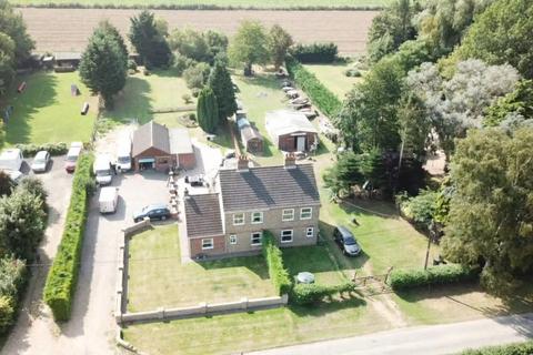 6 Tointons Road, Upwell, Wisbech, PE14 9HL