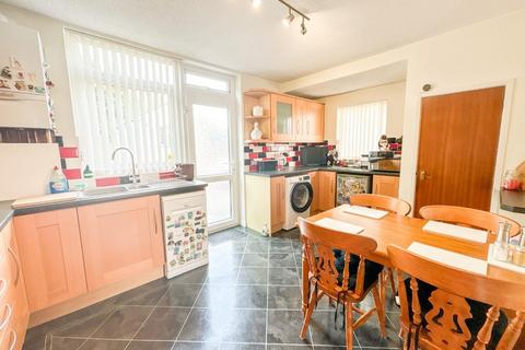 3 bedroom end of terrace house for sale, Leinster Avenue, Bristol