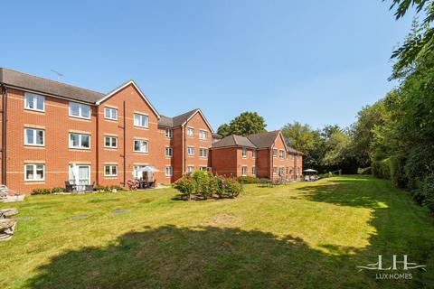 1 bedroom apartment for sale, Draper Court, Hornchurch