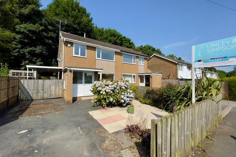 3 bedroom semi-detached house to rent, Holt Park Grove, Leeds, West Yorkshire, LS16