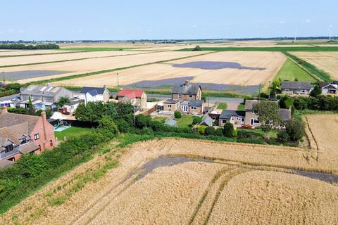 Windfarm View Cottage, 79 Herne Road, Ramsey St Marys, Huntingdon, PE26 2SR