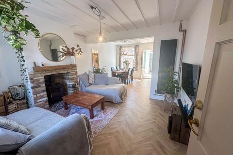 Windfarm View Cottage, 79 Herne Road, Ramsey St Marys, Huntingdon, PE26 2SR