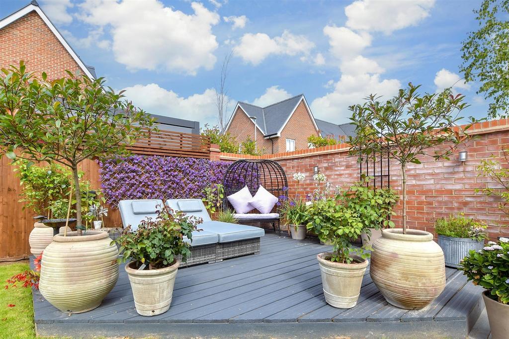 Patio / Decking