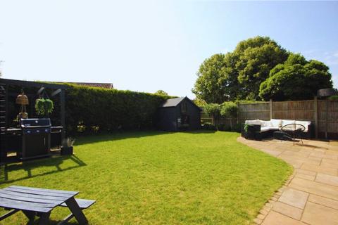 27 Grasmere Avenue, Wetherby, LS22 6YT