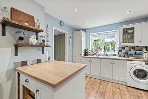 2 Westry Corner, Barrowby, Grantham, NG32 1DF