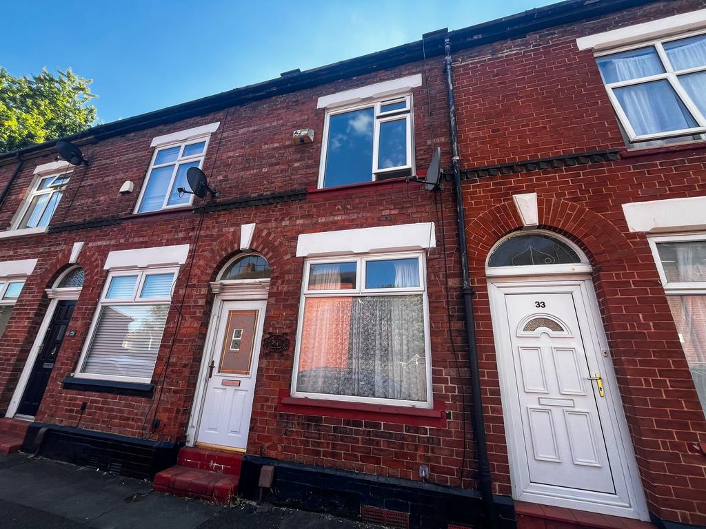 Bulkeley Street, Edgeley 2 bed terraced house - £180,000