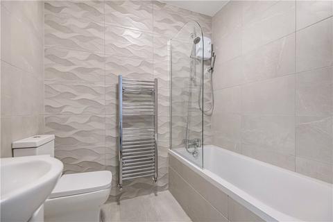 37 Canterbury Road, Guildford, GU2 9TB