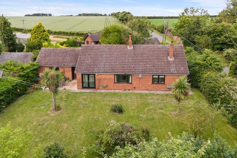 3 bedroom detached bungalow for sale, Barnetby DN38