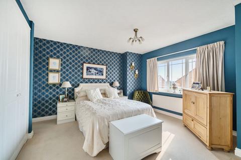 30 Conningsby Drive, Pershore, WR10 1QX