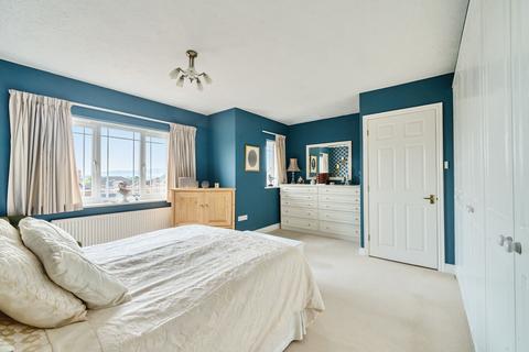 30 Conningsby Drive, Pershore, WR10 1QX