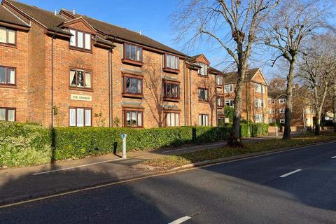 undefined, High Street, Abbots Langley WD5