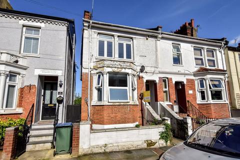 1 bedroom flat for sale, Gladstone Road, Watford WD17