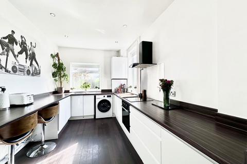 31 Balmoral Drive, Denton, Manchester, M34 2JT