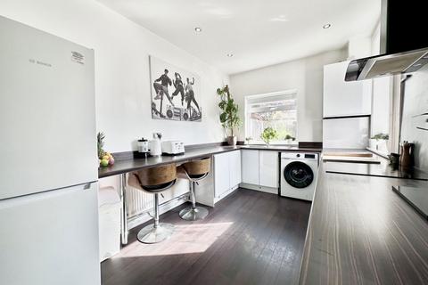 31 Balmoral Drive, Denton, Manchester, M34 2JT