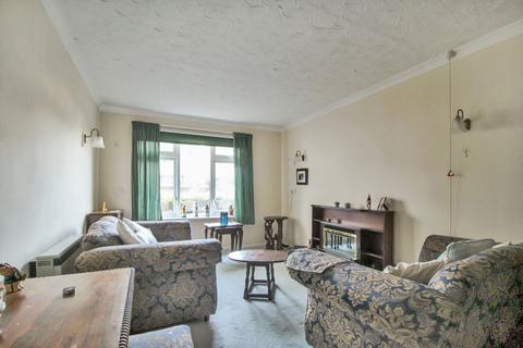 2 bedroom ground floor flat for sale, Stratford Road, Salisbury SP1