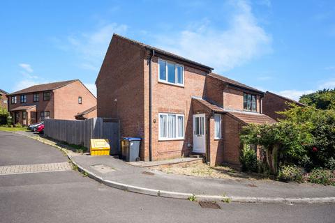 45 Ayrshire Close, Salisbury, SP2 9PF