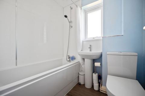45 Ayrshire Close, Salisbury, SP2 9PF