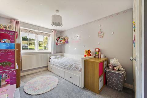 4 Bishops Reach, Allington, Salisbury, SP4 0BB