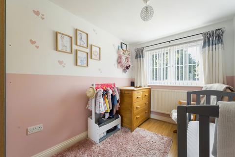 4 Bishops Reach, Allington, Salisbury, SP4 0BB