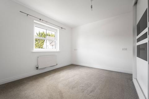 27 Sassoon Close, Salisbury, SP2 9LR