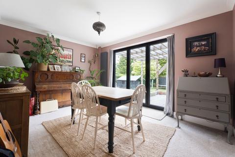 1 Old Foundry Cottages Salisbury Road, Coombe Bissett, Salisbury, SP5 4JT