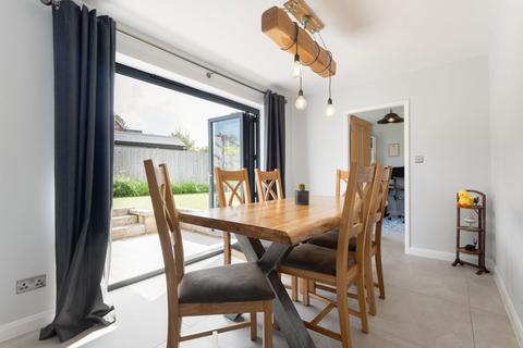 Duir Lodge Homanton, Shrewton, Salisbury, SP3 4ER