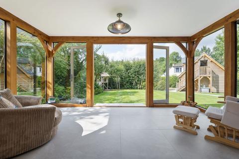 Duir Lodge Homanton, Shrewton, Salisbury, SP3 4ER