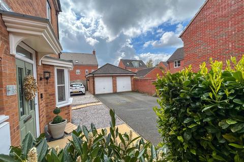 16 Darbyshire Close, Deeping St James, Peterborough, PE6 8SF