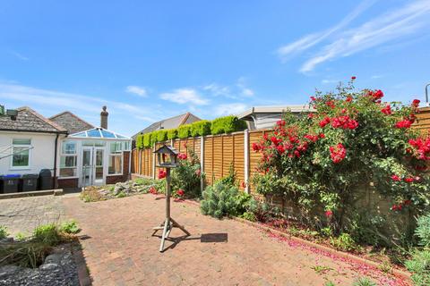 2 bedroom detached bungalow for sale, Queen Mary Road, Salisbury SP2