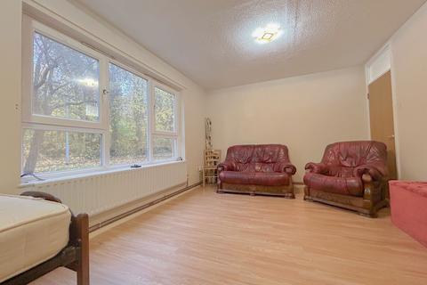 138 Deerleap, Bretton, Peterborough, PE3 9YD